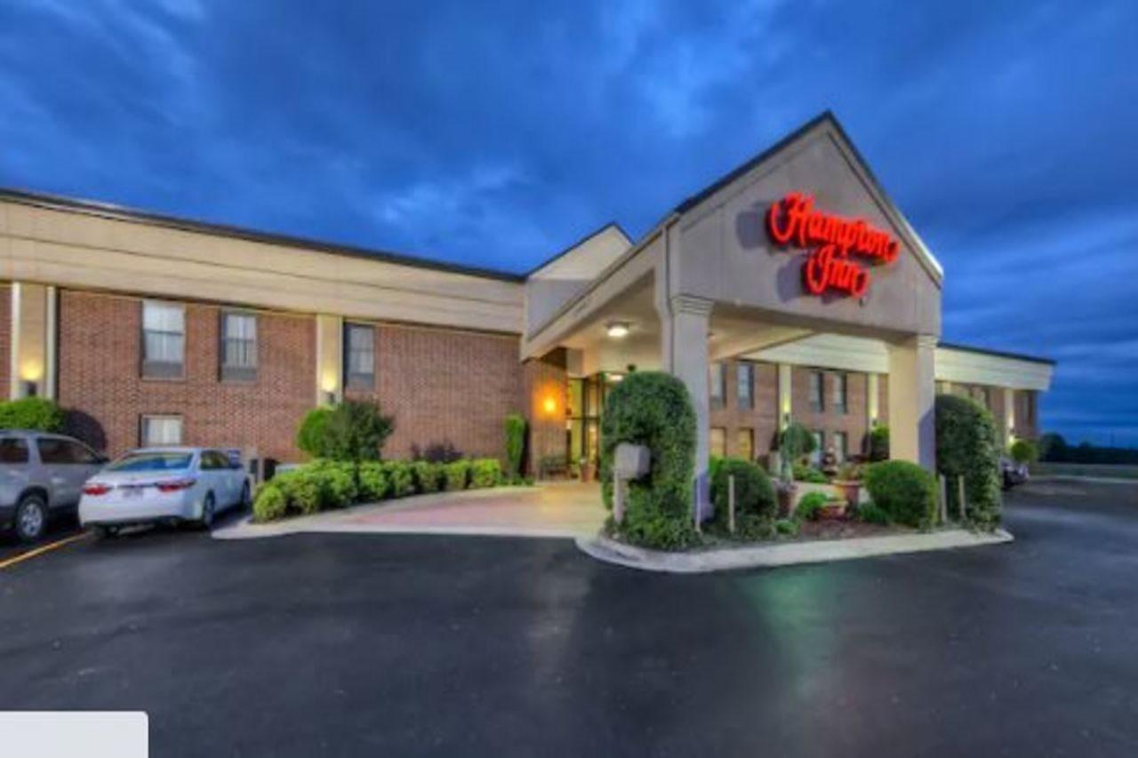 Hampton Inn Clarksville Exteriör bild