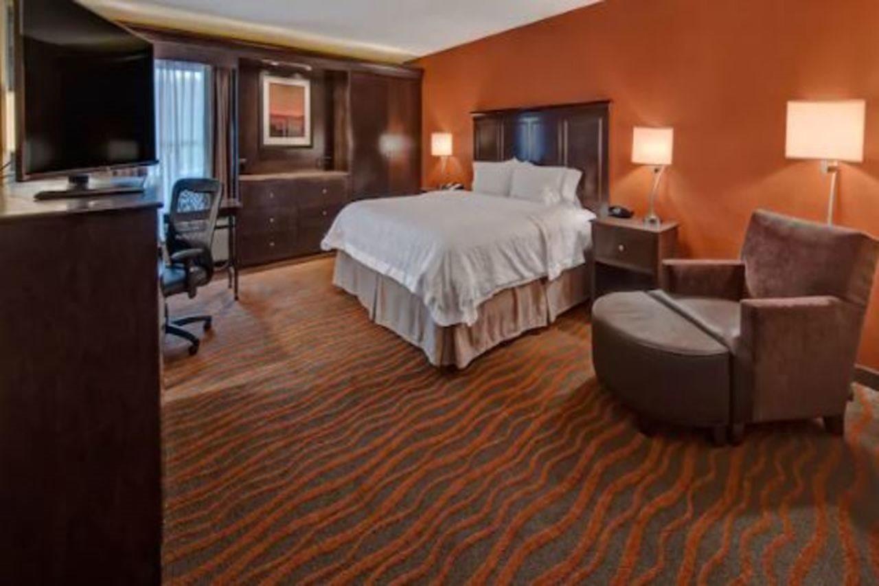 Hampton Inn Clarksville Exteriör bild