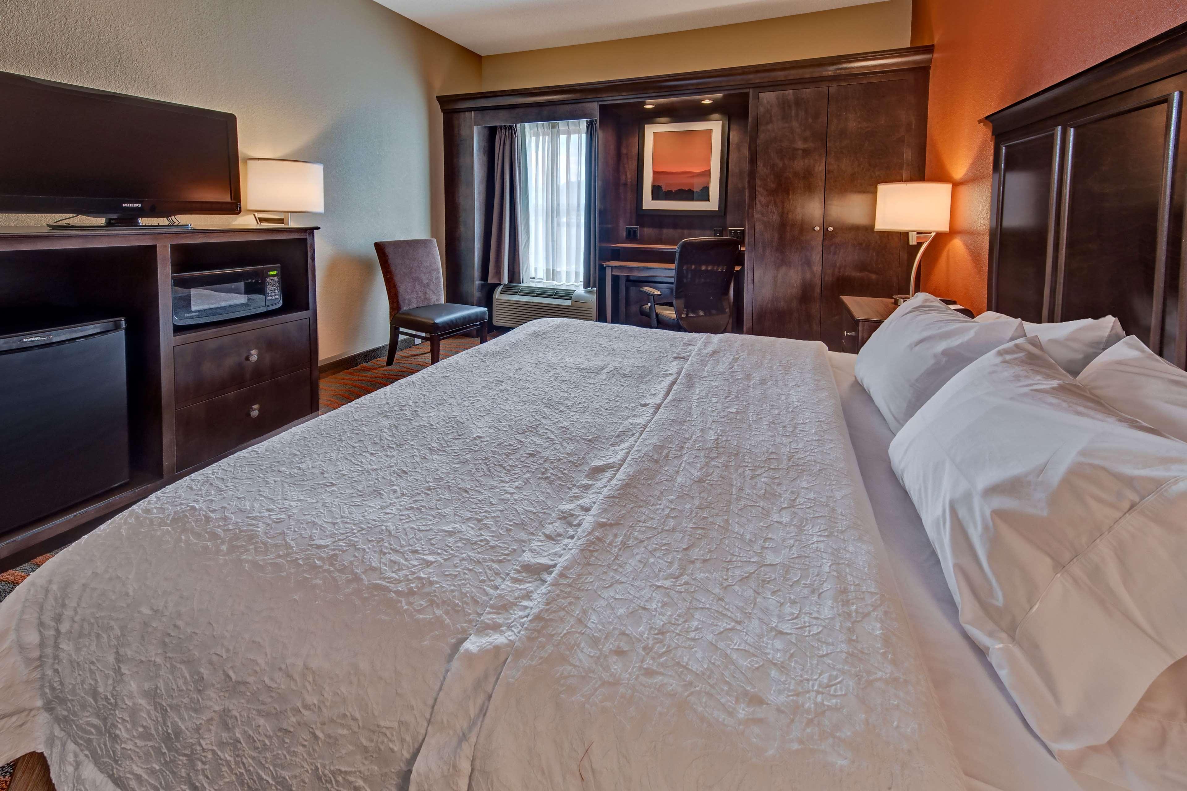 Hampton Inn Clarksville Exteriör bild